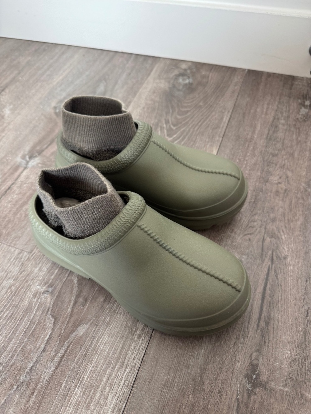 UGG Tasman X Rain Clogs